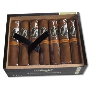 Davidoff - Nicaraguan Experience - Short Corona Cigar - 14\'s