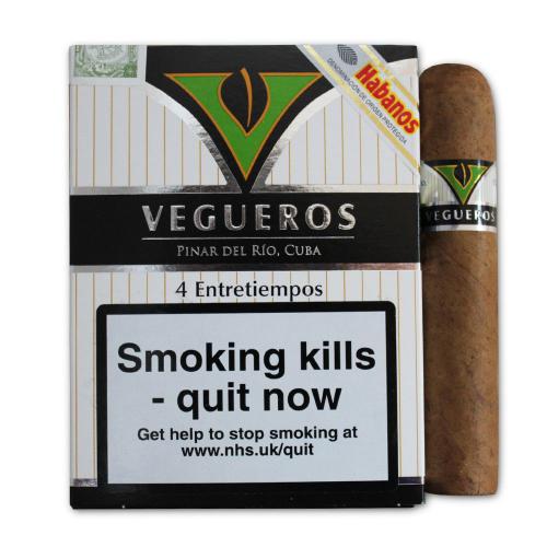 Vegueros Entretiempos Cigar - 4\'s