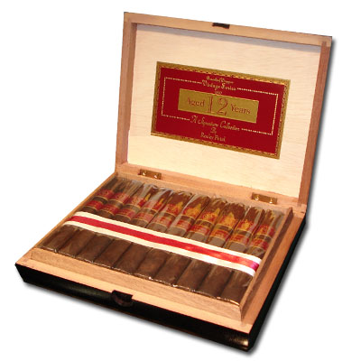 Rocky Patel Vintage 1990 - Robusto Cigar - Box of 20
