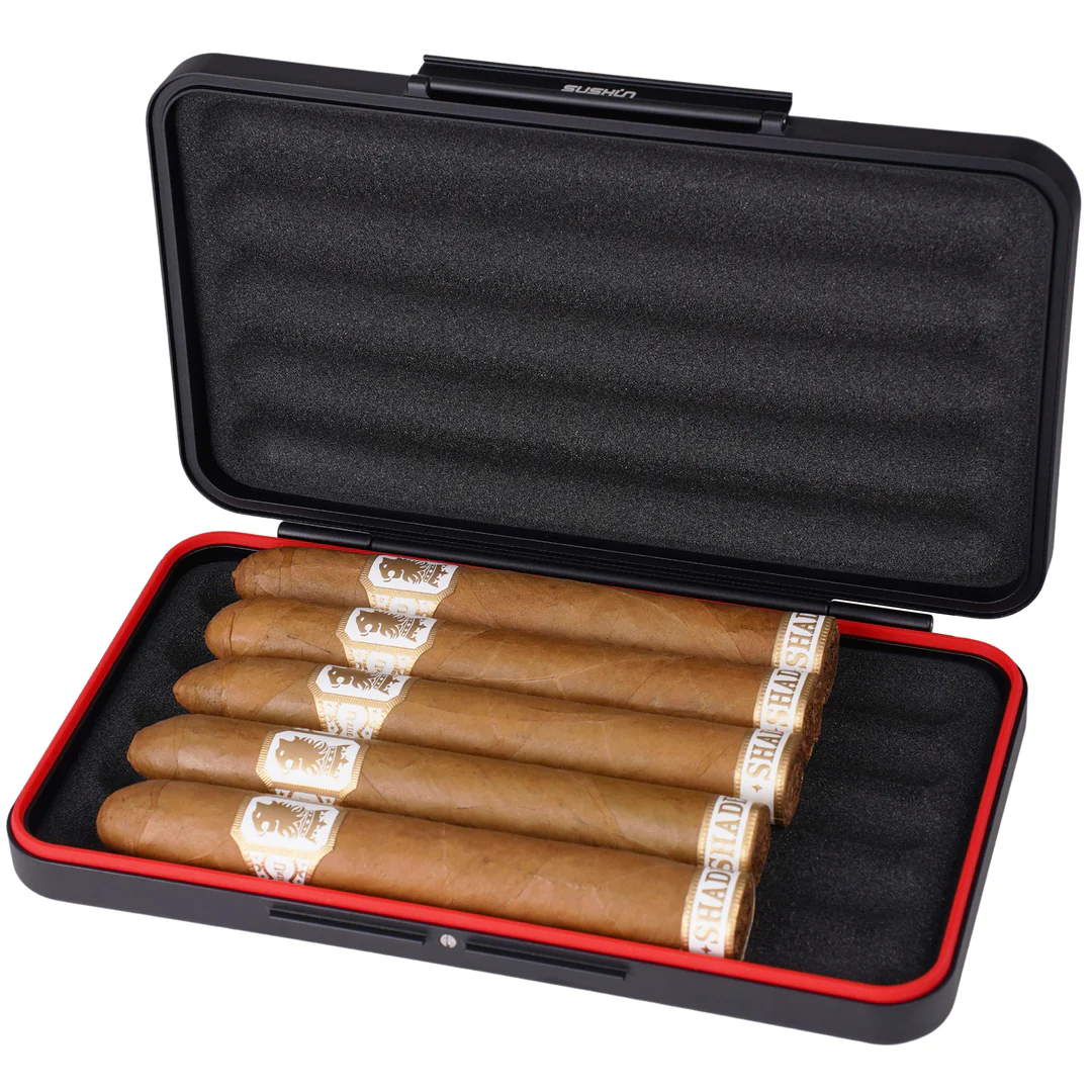 Cigarism Cigar Travel Case - 5 Cigar Capacity - Black Diamond Pattern