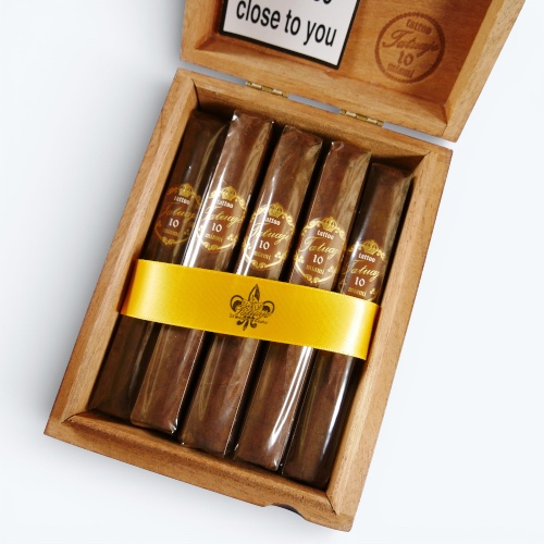 Tatuaje 10th Anniversary Bon Chasseur Robusto - Box of 20 Cigars