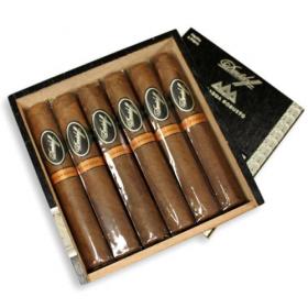 Davidoff Nicaraguan Experience Robusto Cello Cigar - Box of 12