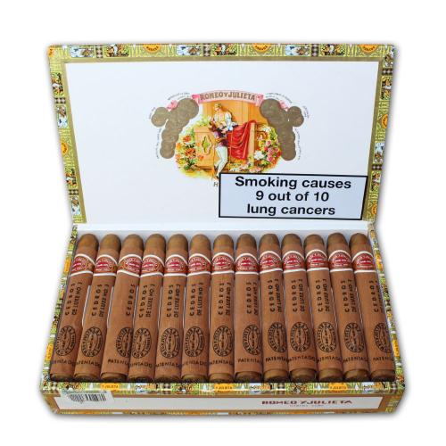 Romeo y Julieta Cedros De Luxe No.3 - Box of 25